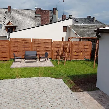 Domek Z Ogrodkiem - Sauna Dla Gosci Checiny  Exterior photo